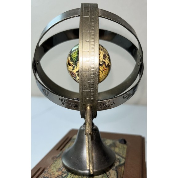 Vintage Fred Roberts Co Globe World AM Transistor Radio Made In Japan Tested - Picture 6 of 12